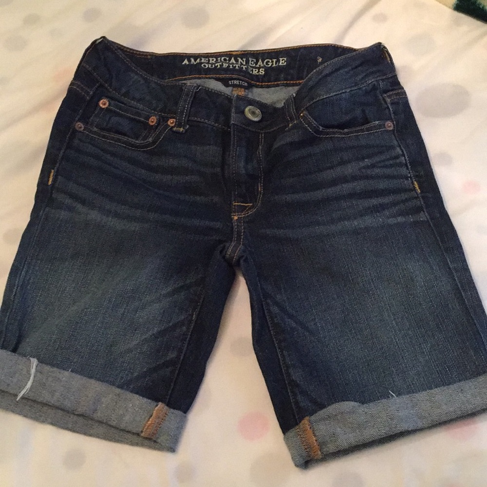 Distressed Skinny Bermuda shorts
